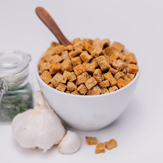 GARLIC CROUTONS ,  GLUTEN FREE, 16 OZ (Pack of 4, 4 OZ Containers)